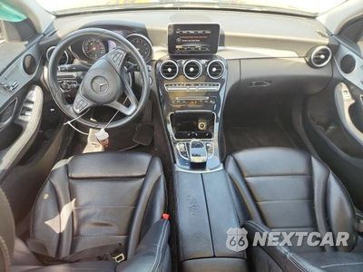 Zdjęcie 8 z 12 samochodu: 2016 MERCEDES-BENZ C 300 VIN:55SWF4JB9GU145077 - miniatura