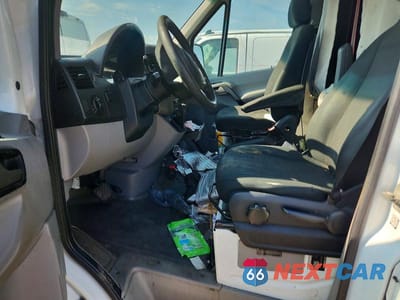 Zdjęcie 7 z 12 samochodu: 2017 MERCEDES-BENZ SPRINTER 2500 VIN:WD3PE8CD2HP566543 - miniatura