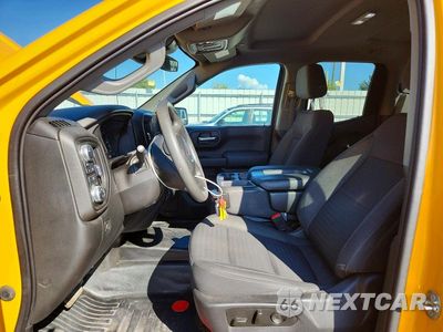 Zdjęcie 7 z 12 samochodu: 2023 GMC SIERRA K1500 VIN:1GTRUAEKXPZ223261 - miniatura