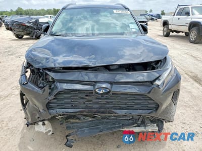 Piąte zdjęcie samochodu w środku: 2024 TOYOTA RAV4 HYBRID XLE VIN:4T3RWRFV1RU161818 - miniatura