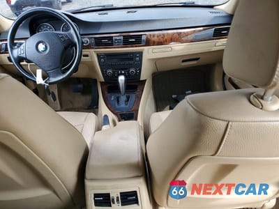 Zdjęcie 8 z 12 samochodu: 2011 BMW 335 XI VIN:WBAPL5C57BA917411 - miniatura