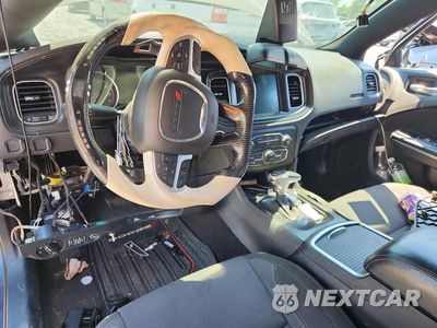 Zdjęcie 8 z 12 samochodu: 2016 DODGE CHARGER R/T VIN:2C3CDXCT9GH178757 - miniatura