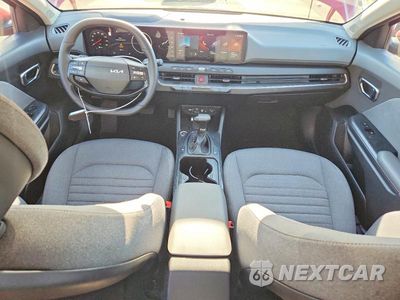 Zdjęcie 8 z 12 samochodu: 2025 KIA K4 EX VIN:3KPFU4DE5SE005846 - miniatura