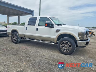 Czwarte zdjęcie samochodu z boku: 2008 FORD F250 SUPER DUTY VIN:1FTSW21R08EC64561 - miniatura