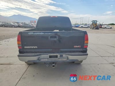 Zdjęcie 6 z 12 samochodu: 2006 GMC NEW SIERRA K1500 VIN:2GTEK19B461119323 - miniatura