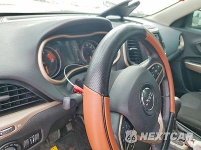 Zdjęcie 9 z 13 samochodu: 2017 JEEP CHEROKEE LATITUDE VIN:1C4PJMCS6HD238052 - miniatura