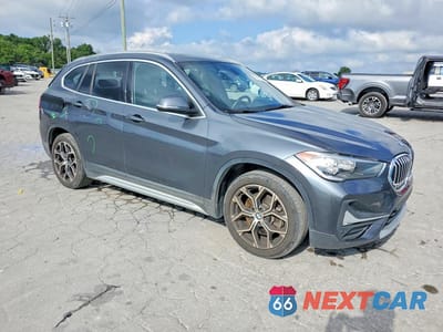 Czwarte zdjęcie samochodu z boku: 2020 BMW X1 XDRIVE28I VIN:WBXJG9C06L5R69344 - miniatura