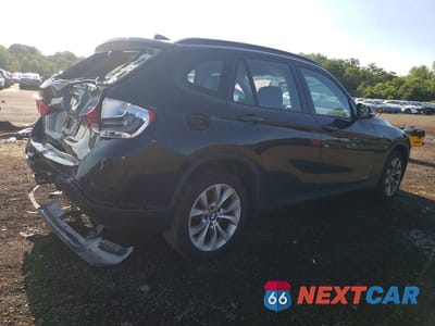 Trzecie zdjęcie samochodu z tyłu: 2014 BMW X1 XDRIVE28I VIN:WBAVL1C5XEVY20166 - miniatura