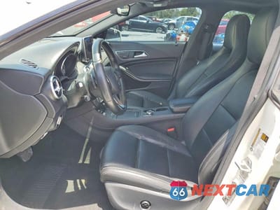 Zdjęcie 7 z 12 samochodu: 2016 MERCEDES-BENZ CLA 250 VIN:WDDSJ4EB2GN307292 - miniatura