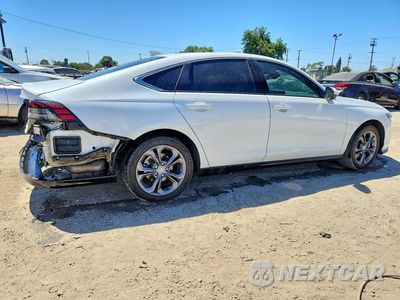 Trzecie zdjęcie samochodu z tyłu: 2024 HONDA ACCORD HYBRID EXL VIN:1HGCY2F6XRA090635 - miniatura