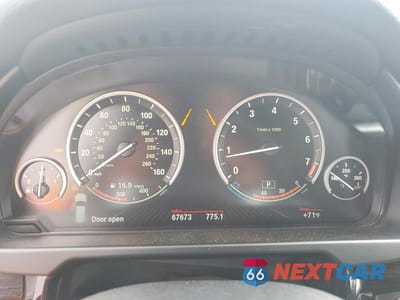 Zdjęcie 9 z 12 samochodu: 2018 BMW X5 XDRIVE35I VIN:5UXKR0C52J0X87667 - miniatura