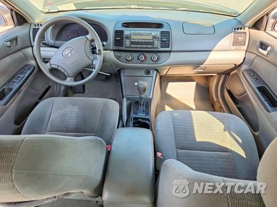 Zdjęcie 8 z 12 samochodu: 2005 TOYOTA CAMRY LE VIN:4T1BE32K45U566278 - miniatura