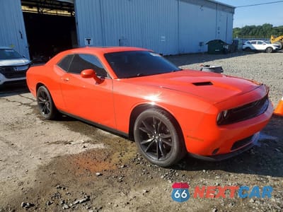 Czwarte zdjęcie samochodu z boku: 2018 DODGE CHALLENGER SXT VIN:2C3CDZAG6JH118699 - miniatura