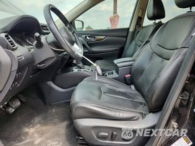 Zdjęcie 7 z 13 samochodu: 2017 NISSAN ROGUE SL VIN:5N1AT2MV2HC872926 - miniatura