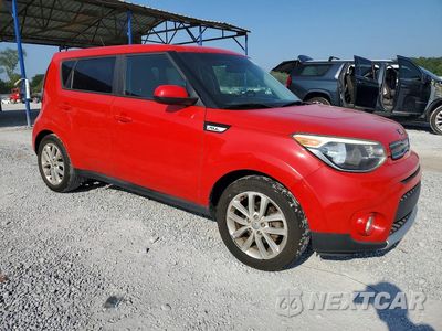 Czwarte zdjęcie samochodu z boku: 2018 KIA SOUL + VIN:KNDJP3A55J7619472 - miniatura