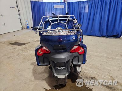 Czwarte zdjęcie samochodu z boku: 2016 CAN-AM SPYDER ROADSTER RT VIN:2BXNBDD25GV003356 - miniatura