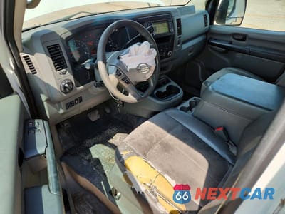 Zdjęcie 8 z 14 samochodu: 2017 NISSAN NV 2500 DELIVERY VAN VIN:1N6BF0LY7HN802680 - miniatura
