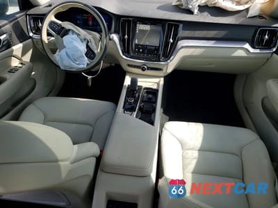 Zdjęcie 8 z 12 samochodu: 2025 VOLVO S60 CORE VIN:7JRL12FJ5SG369129 - miniatura