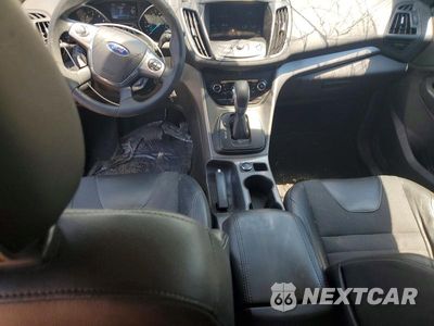 Zdjęcie 8 z 13 samochodu: 2014 FORD ESCAPE VIN:1FMCU0GXXEUE00339 - miniatura