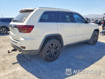 Trzecie zdjęcie samochodu z tyłu: 2012 JEEP GRAND CHEROKEE LAREDO VIN:1C4RJEAG6CC355920 - miniatura