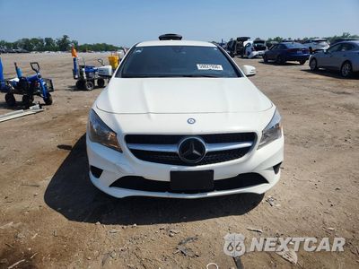 Piąte zdjęcie samochodu w środku: 2015 MERCEDES-BENZ CLA 250 4MATIC VIN:WDDSJ4GB7FN217700 - miniatura