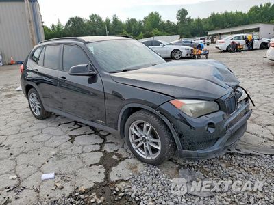 Czwarte zdjęcie samochodu z boku: 2015 BMW X1 XDRIVE28I VIN:WBAVL1C56FVY34583 - miniatura