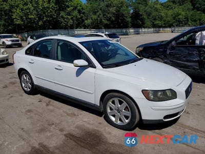 Czwarte zdjęcie samochodu z boku: 2006 VOLVO S40 2.4I VIN:YV1MS382962163014 - miniatura