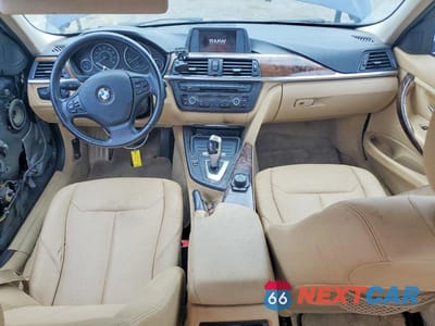Zdjęcie 8 z 12 samochodu: 2014 BMW 320 I VIN:WBA3B1G50ENS78063 - miniatura