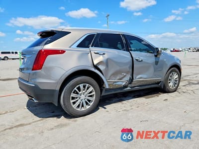 Trzecie zdjęcie samochodu z tyłu: 2019 CADILLAC XT5 LUXURY VIN:1GYKNCRS1KZ160607 - miniatura