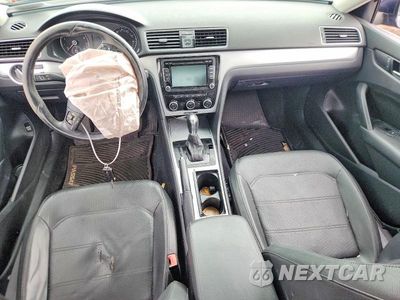 Zdjęcie 8 z 12 samochodu: 2012 VOLKSWAGEN PASSAT SE VIN:1VWBP7A39CC090075 - miniatura