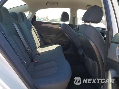 Zdjęcie 10 z 12 samochodu: 2019 HYUNDAI SONATA SE VIN:5NPE24AF3KH736057 - miniatura