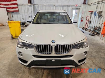 Piąte zdjęcie samochodu w środku: 2016 BMW X3 XDRIVE28I VIN:5UXWX9C56G0D81222 - miniatura