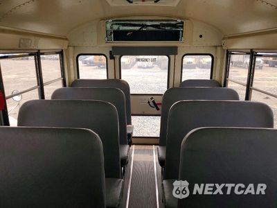 Zdjęcie 6 z 10 samochodu: 2015 IC CORPORATION CE SERIES SCHOOL - SCHOOL BUS VIN:4DRBUAAP3FB643479 - miniatura