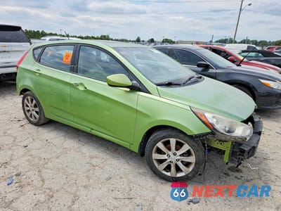 Czwarte zdjęcie samochodu z boku: 2012 HYUNDAI ACCENT SE VIN:KMHCU5AE1CU023451 - miniatura
