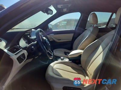Zdjęcie 7 z 12 samochodu: 2018 BMW X1 XDRIVE28I VIN:WBXHT3C39J5F92199 - miniatura