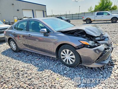 Czwarte zdjęcie samochodu z boku: 2020 TOYOTA CAMRY LE VIN:4T1E31AK7LU014392 - miniatura