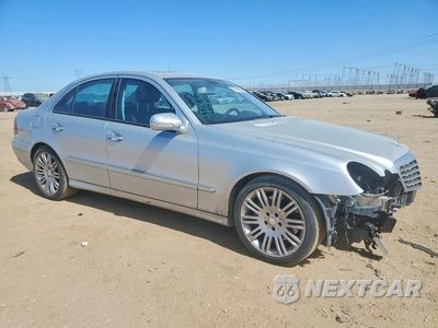 Czwarte zdjęcie samochodu z boku: 2008 MERCEDES-BENZ E 350 VIN:WDBUF56X98B348329 - miniatura