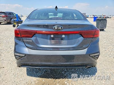 Zdjęcie 6 z 13 samochodu: 2019 KIA FORTE LXS VIN:3KPF24AD7KE095485 - miniatura