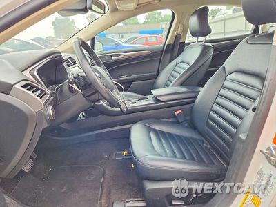 Zdjęcie 7 z 12 samochodu: 2019 FORD FUSION SEL VIN:3FA6P0CD2KR150673 - miniatura