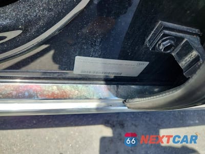 Zdjęcie 12 z 12 samochodu: 2016 AUDI A8 L QUATTRO VIN:WAU34AFD7GN014621 - miniatura