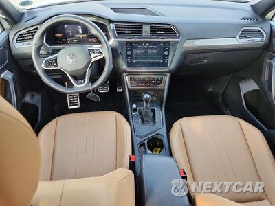 Zdjęcie 8 z 12 samochodu: 2022 VOLKSWAGEN TIGUAN SE R-LINE BLACK VIN:3VVCB7AX3NM088057 - miniatura