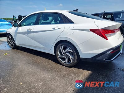Drugie zdjęcie samochodu z przodu: 2025 HYUNDAI ELANTRA SEL VIN:KMHLS4DG4SU927869 - miniatura