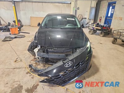 Piąte zdjęcie samochodu w środku: 2023 HYUNDAI ELANTRA SEL VIN:KMHLM4AGXPU391693 - miniatura