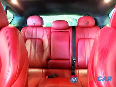Zdjęcie 10 z 13 samochodu: 2019 MASERATI LEVANTE S SPORT VIN:ZN661YUS2KX314937 - miniatura