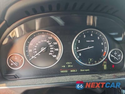 Zdjęcie 9 z 13 samochodu: 2018 BMW X5 SDRIVE35I VIN:5UXKR2C51J0Z17708 - miniatura