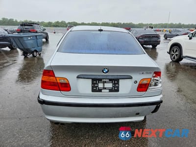 Zdjęcie 6 z 12 samochodu: 2004 BMW 325 I VIN:WBAEV33464KR26059 - miniatura