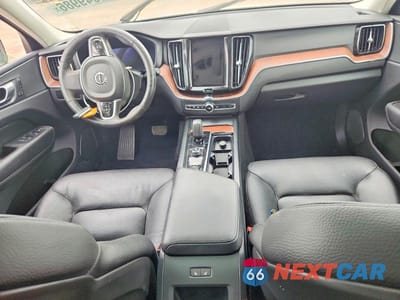 Zdjęcie 8 z 14 samochodu: 2024 VOLVO XC60 PLUS VIN:YV4L12RL7R1846276 - miniatura