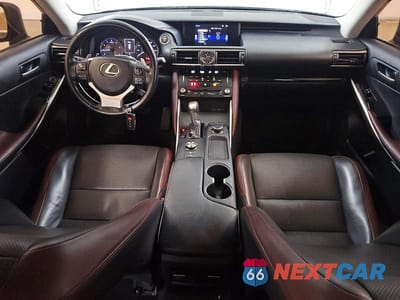 Zdjęcie 8 z 12 samochodu: 2018 LEXUS IS 300 VIN:JTHBA1D28J5067164 - miniatura