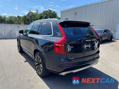 Drugie zdjęcie samochodu z przodu: 2020 VOLVO XC90 T5 MOMENTUM VIN:YV4102PK3L1610350 - miniatura