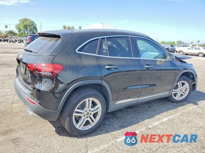Trzecie zdjęcie samochodu z tyłu: 2023 MERCEDES-BENZ GLA 250 VIN:W1N4N4GB0PJ528846 - miniatura